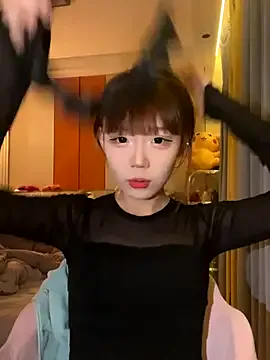 Freechat D-033 on StripChat