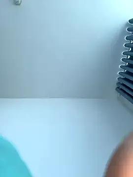 EmmaInLove23 on StripChat 