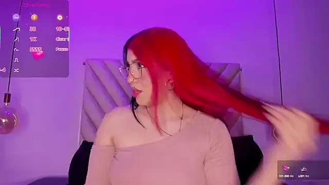 EmmaSwift_ on StripChat 