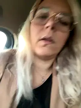 StripChat EmyLana is Freechat EmyLana — SNAP + video fanclub au choix LT