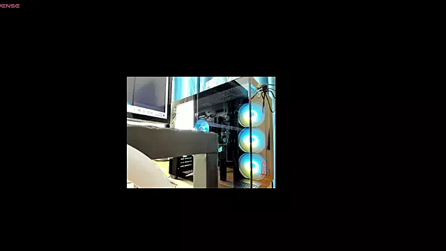 Freechat Francesexe on StripChat