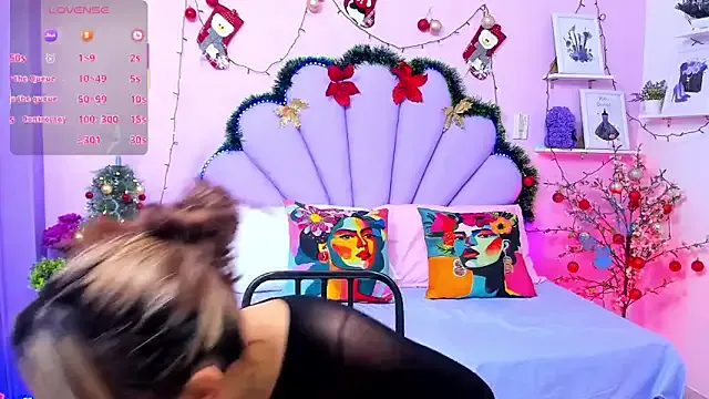 HannaPretthy on StripChat 