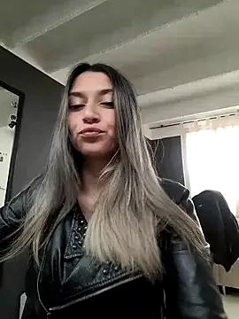 Isabella_Varella from StripChat is Freechat