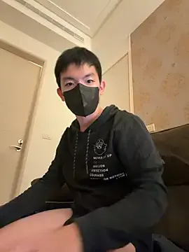 Freechat kaikai1335 on StripChat