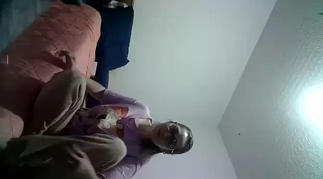 katy_pp from StripChat is Freechat