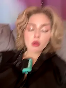 KellyKeler on StripChat 