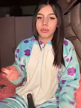 Laura-Khalifa on StripChat