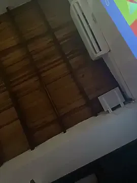 liahouses on StripChat