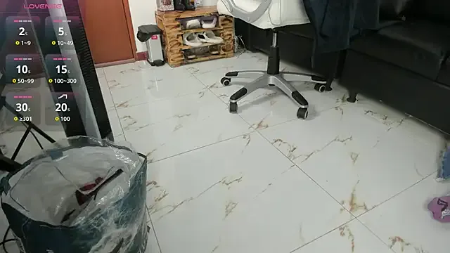 lycoris_19 on StripChat