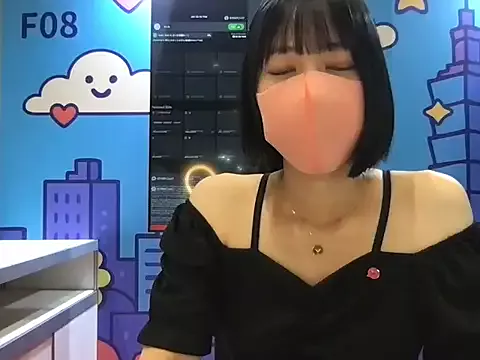 maika08 on StripChat