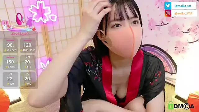 maika08 on StripChat