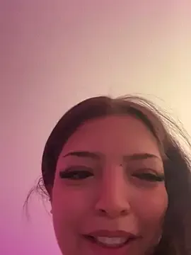 Freechat maj0lie on StripChat