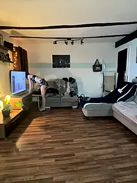 Freechat Miiaaa- on StripChat