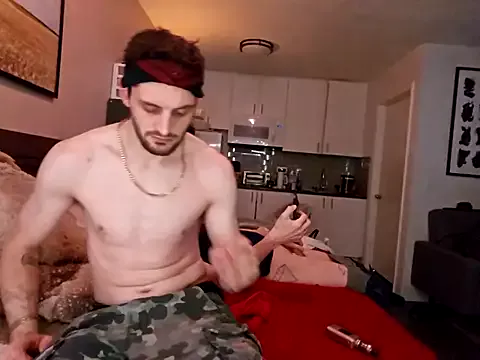 Freechat Mrkarizma on StripChat