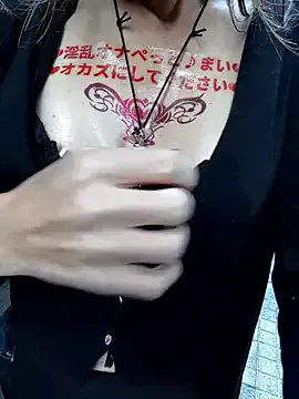 pink-mai on StripChat