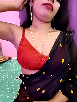 Freechat priya_26 on StripChat
