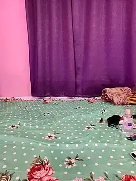 Freechat priya_26 on StripChat