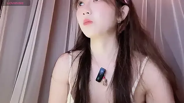 Freechat qqqq0808 on StripChat