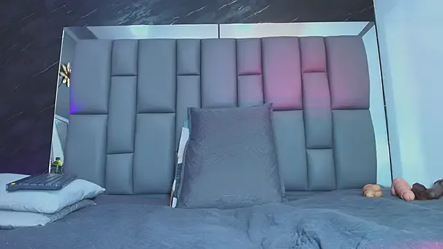 Roxana_gomez on StripChat