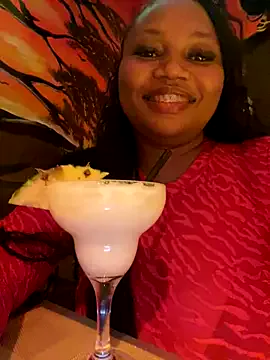 RoyalVibeXO's avatar