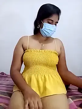 Freechat SLZAARA on StripChat