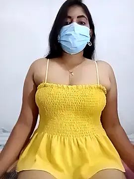 Freechat SLZAARA on StripChat