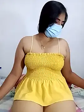 Freechat SLZAARA on StripChat