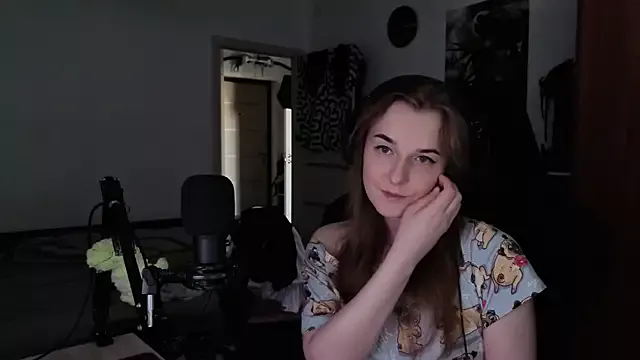 stellablondy on StripChat