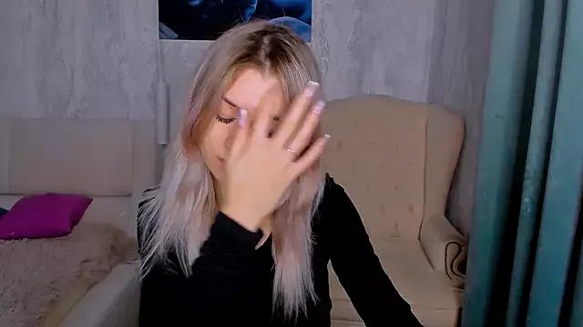 Stellamoor1 from StripChat is Freechat