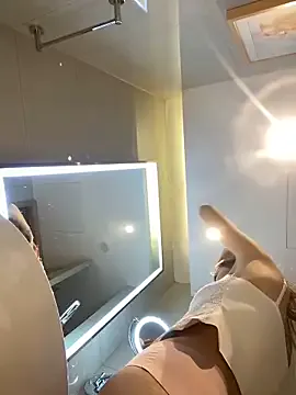 Sunflower-77 — Freechat on StripChat