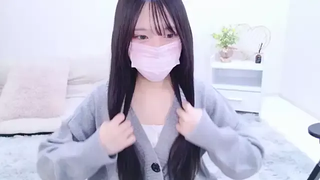 Suzu_ch_xx on StripChat 