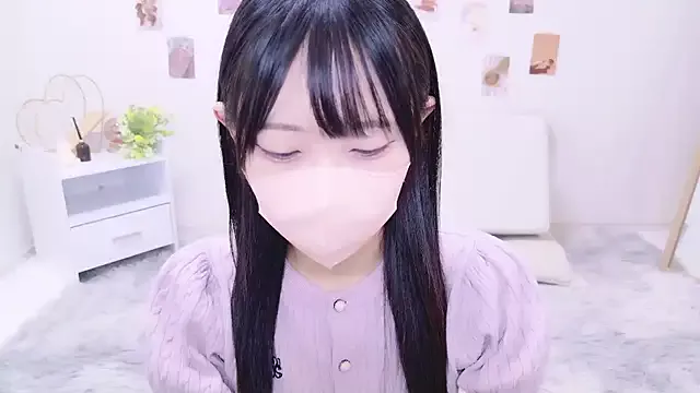 Suzu_ch_xx on StripChat 