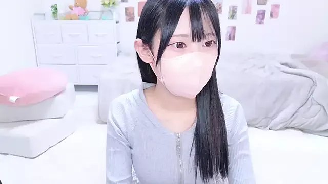 Suzu_ch_xx on StripChat 