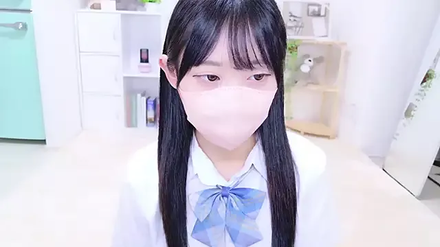 Suzu_ch_xx on StripChat 