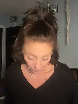 SweetandSluttyMilf on StripChat