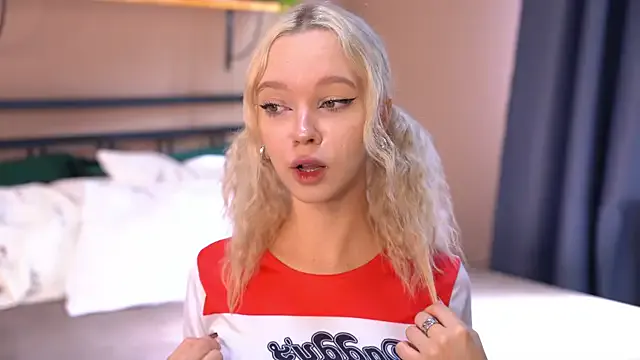 TastyTiffy on StripChat 