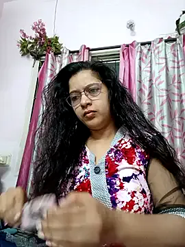 thanusi_2 — Private on StripChat