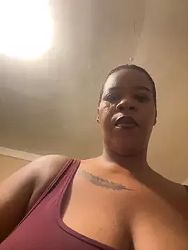 Freechat THICKBUNNYCHICKxxx on StripChat