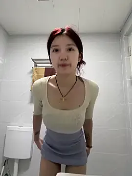 uiui521 on StripChat 