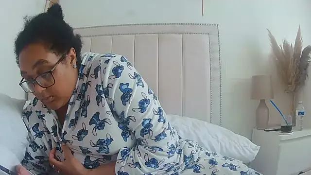 vanilla_chocolate23's avatar