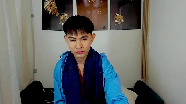 Freechat XloverXsiantwink on StripChat