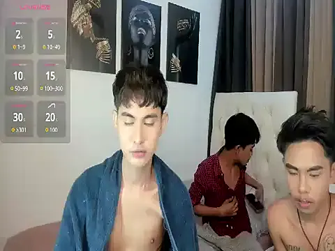 Freechat XloverXsiantwink on StripChat