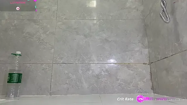 Yaya--728 on StripChat 