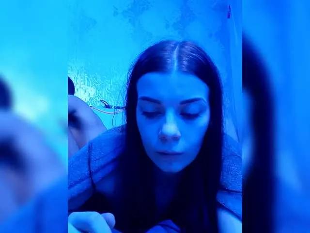 Offline AdidasCoin on BongaCams