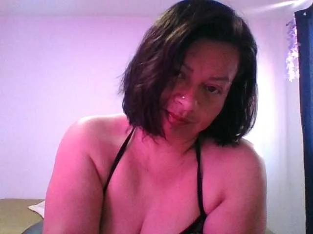 Offline adri007 on BongaCams