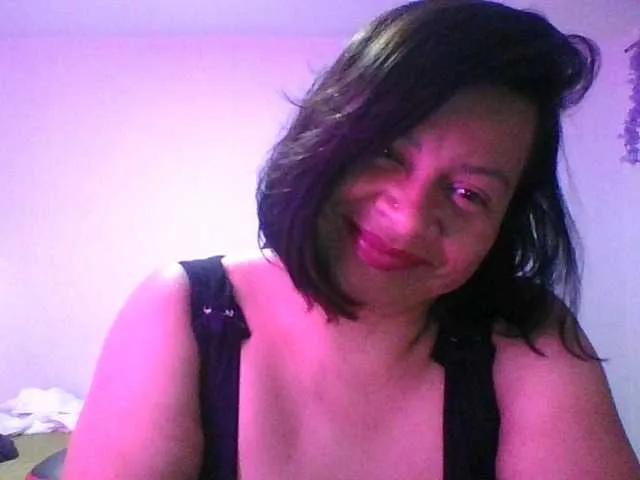 Offline adri007 on BongaCams