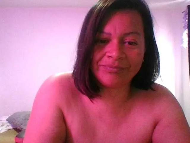 Offline adri007 on BongaCams