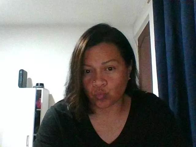 Offline adri007 on BongaCams