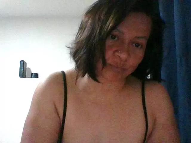 Offline adri007 on BongaCams