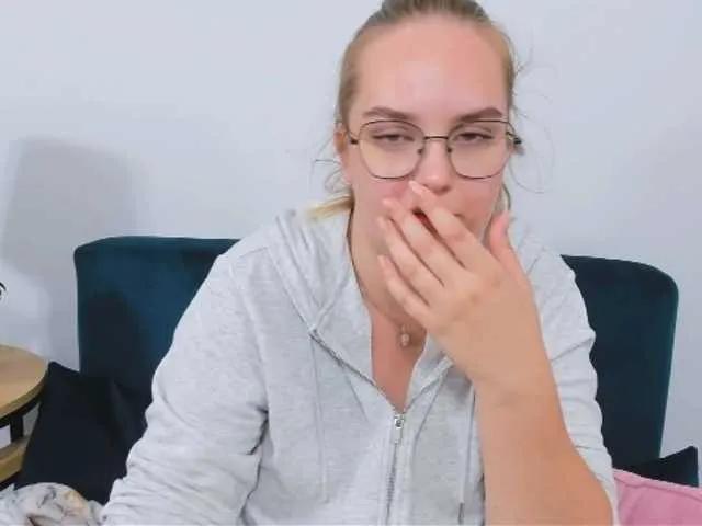 Freechat AlicePretty69 on BongaCams